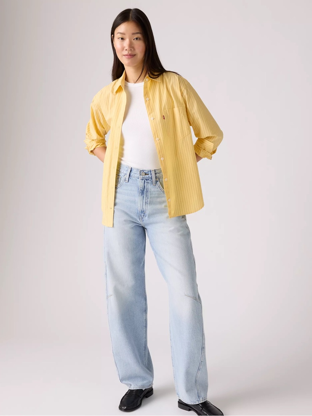 Levi’s Women Cinch Barrel Jeans In Light Wash Sz 29 NWT